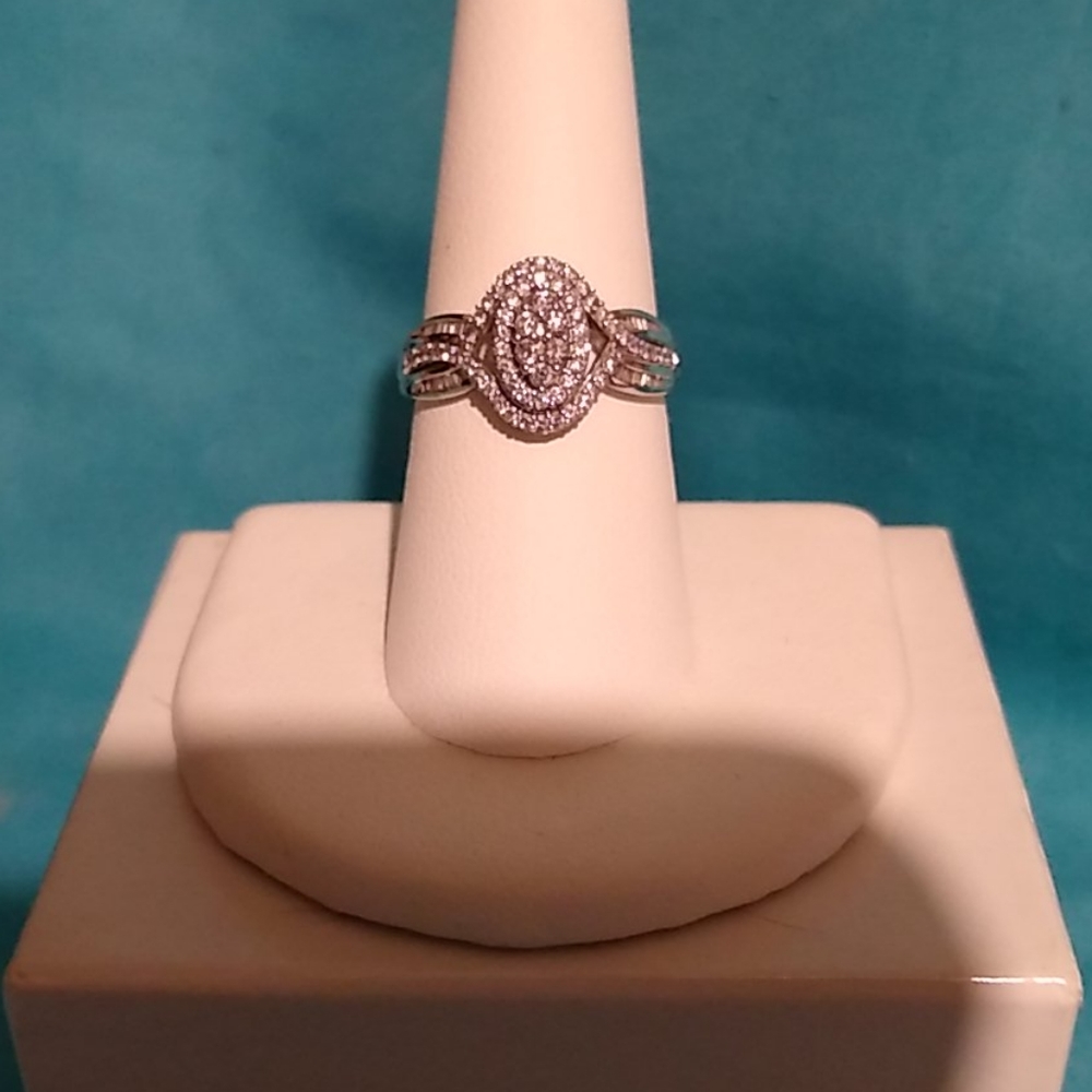 10K White Gold .50 ctw Diamond Ring